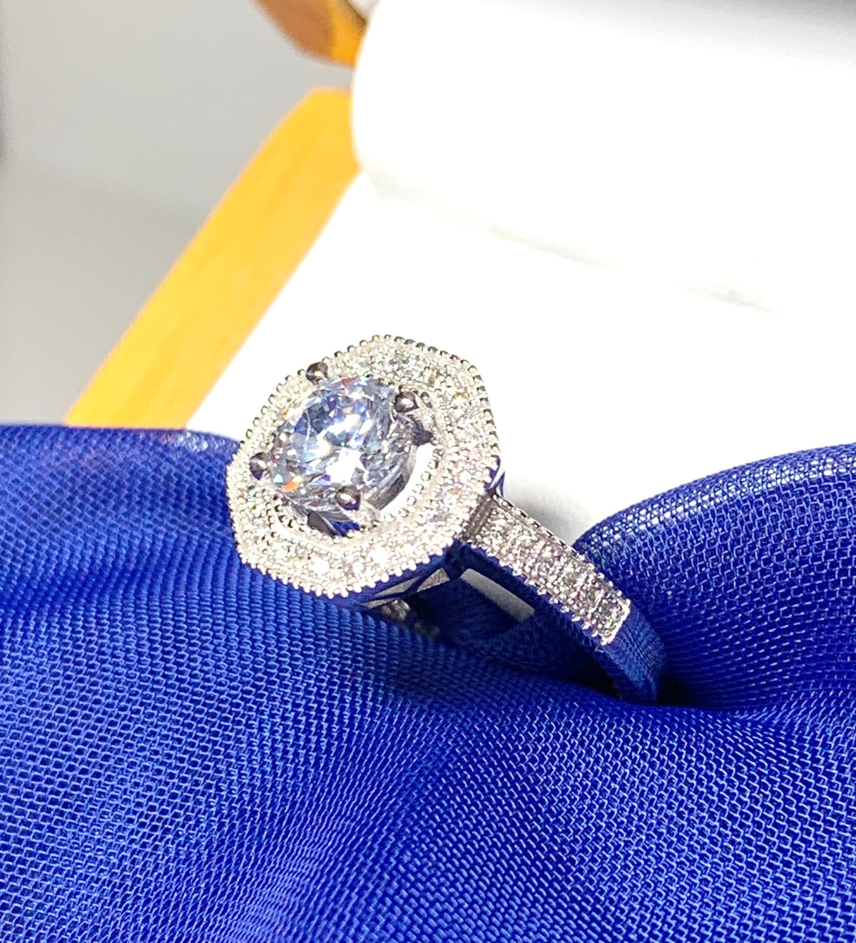 Ladies cubic zirconia hexagonal sterling silver large cocktail ring