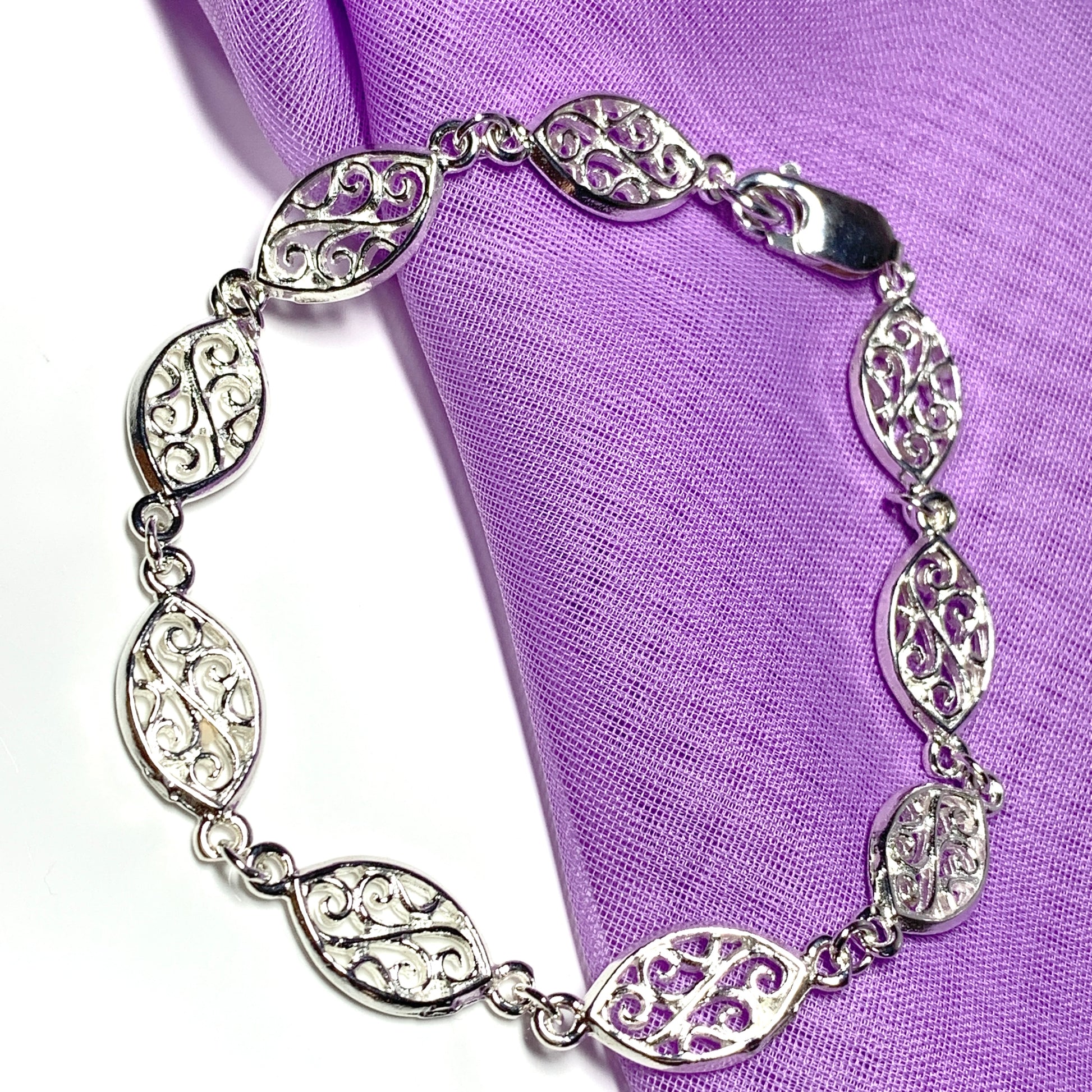 Ladies sterling silver bracelet fancy pierced filigree solid link