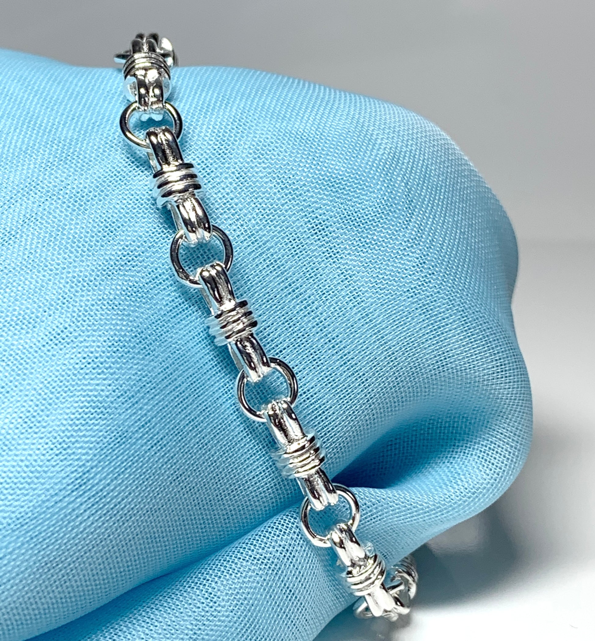 Ladies sterling silver bracelet solid link fancy patterned