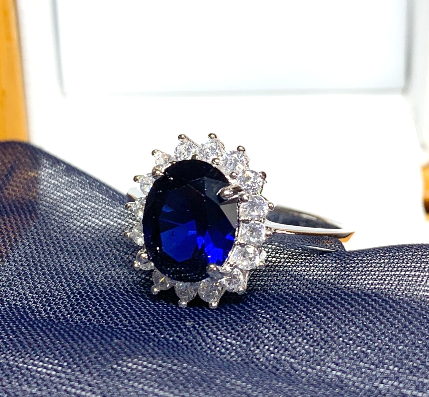 Large Dark Blue And White Cubic Zirconia Oval Cluster Dress Cocktail Ring