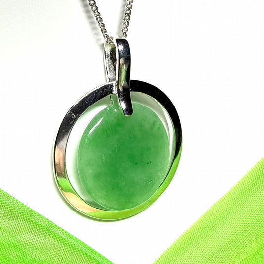Large necklace sterling silver round shaped green real jade halo styled circle pendant with solid curb chain
