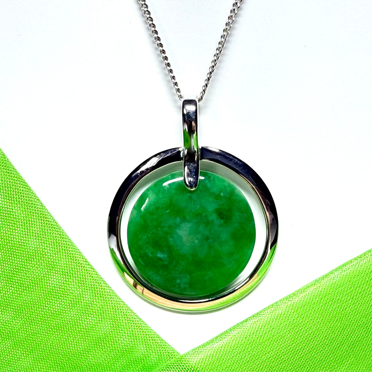 Large round shaped necklace sterling silver green real jade halo styled circle pendant, timeless and outstanding design