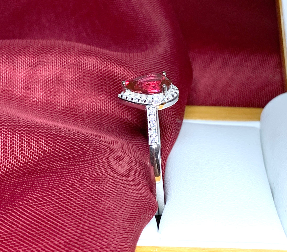 Large bright red and white cubic zirconia pear shaped cluster dress cocktail ring