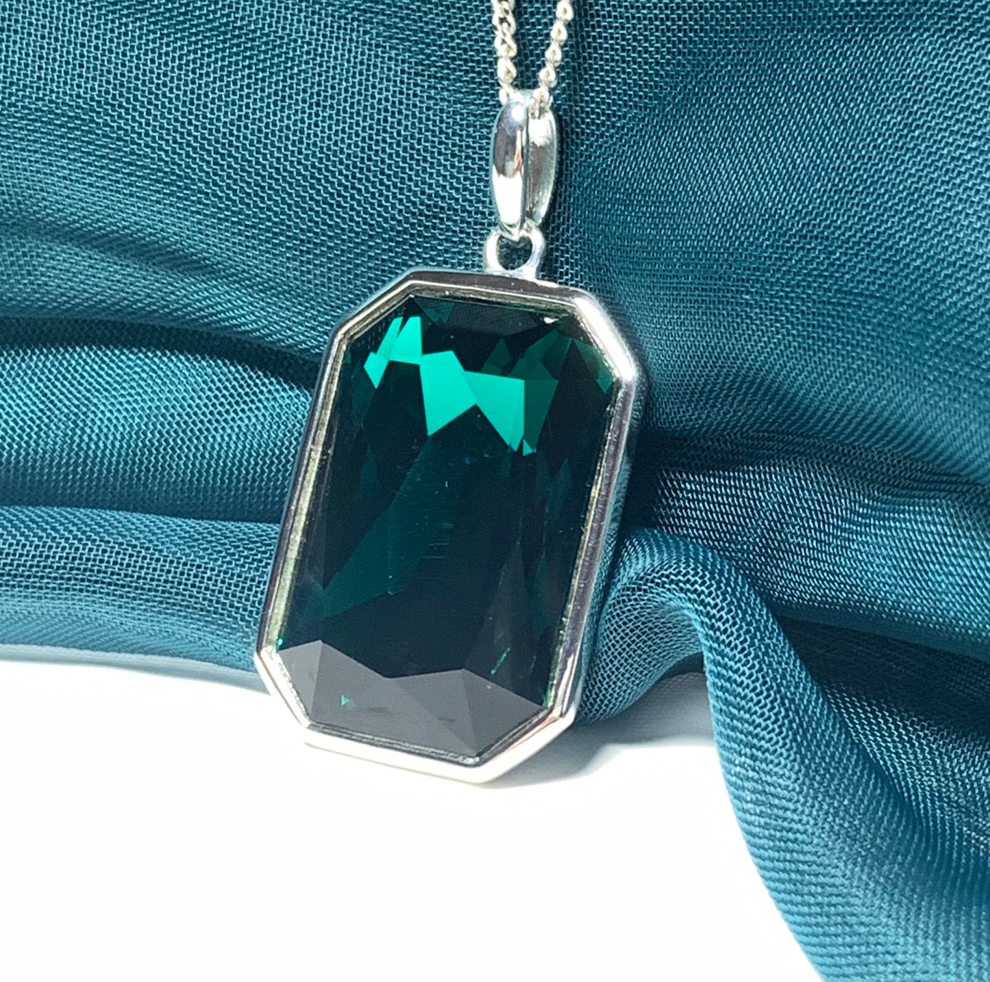 Large emerald green crystal octagonal necklace