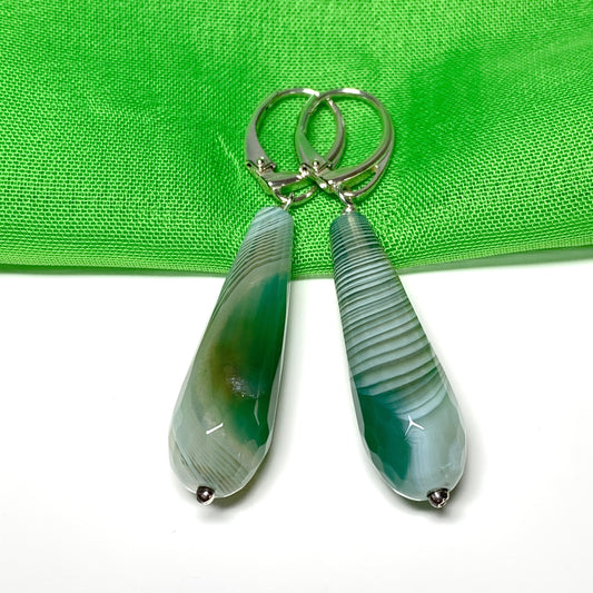 Light green patterned teardrop shaped long drop agate earrings