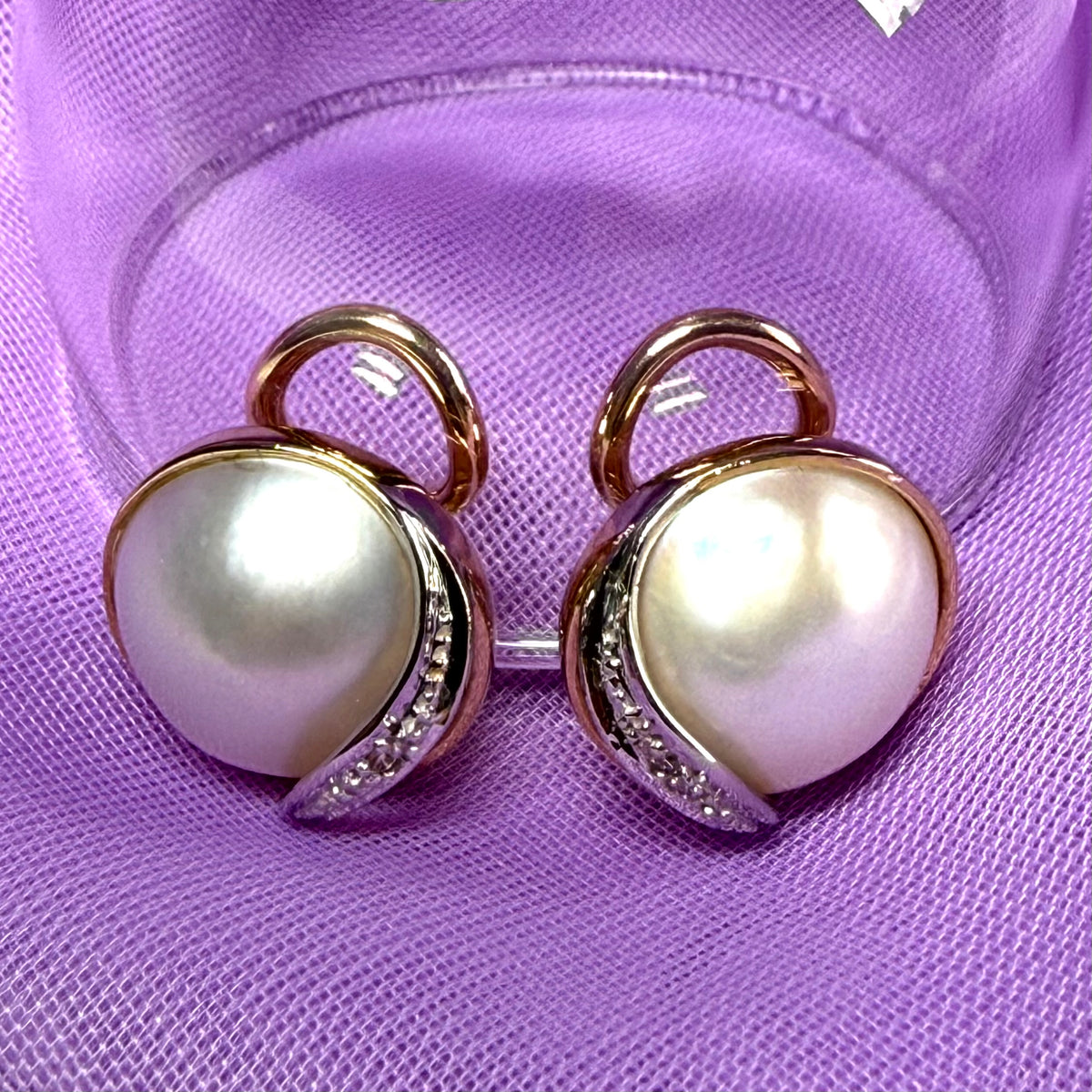 Mabe Pearl And Diamond Round Clip On Stud Earrings 14 mm Yellow Gold