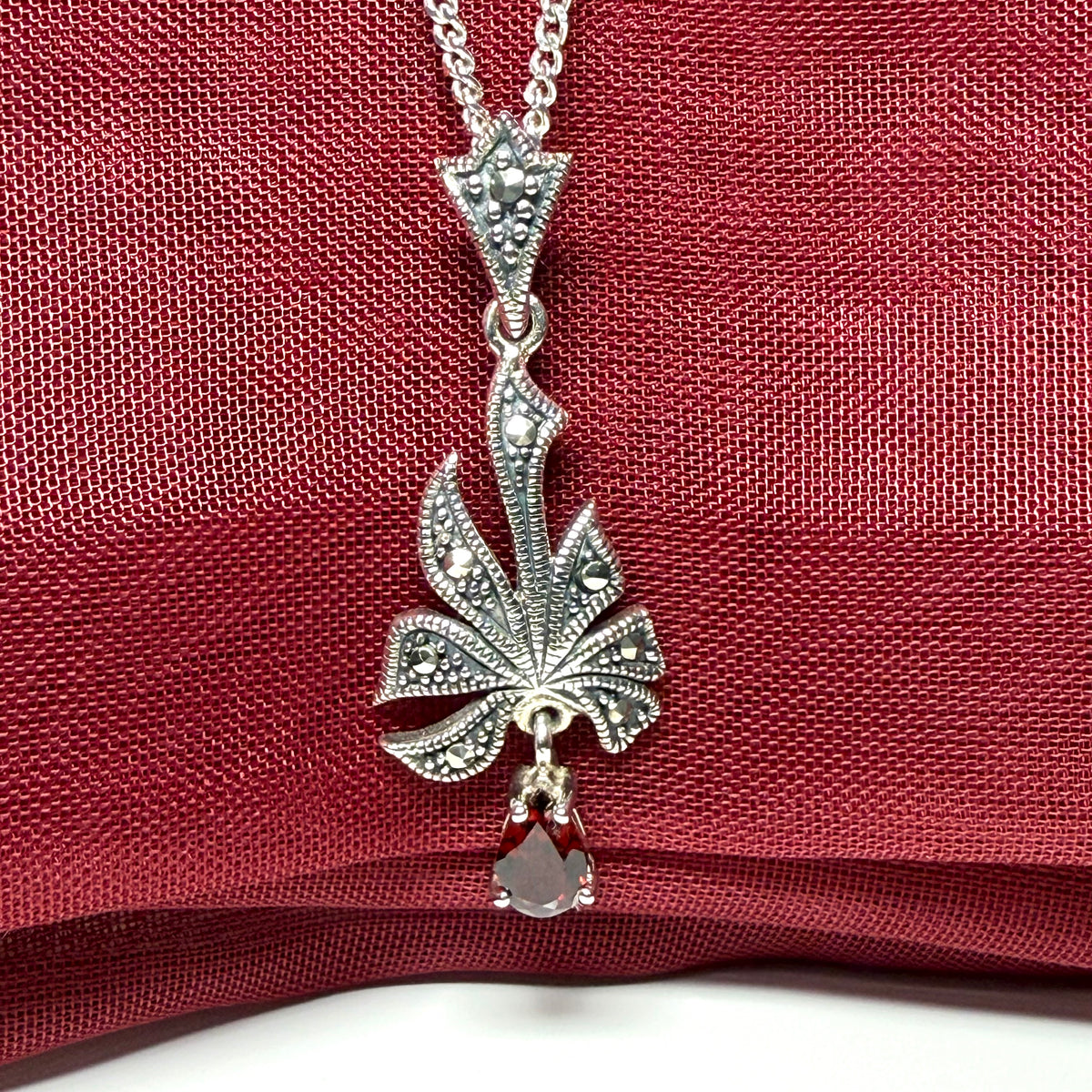 Marcasite and garnet necklace sterling silver spray designed