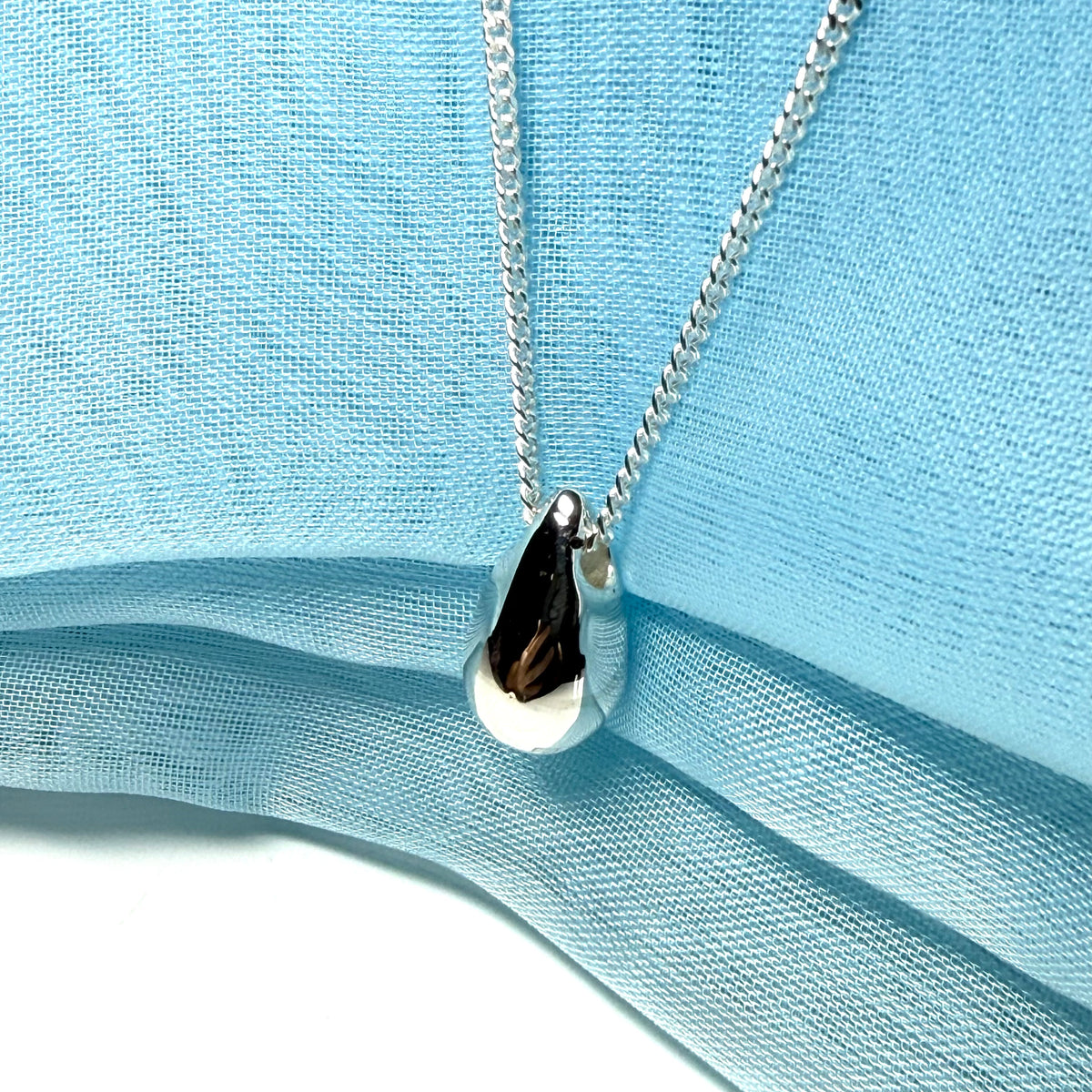 Memorial ashes necklace solid sterling silver teardrop shaped pendant including chain