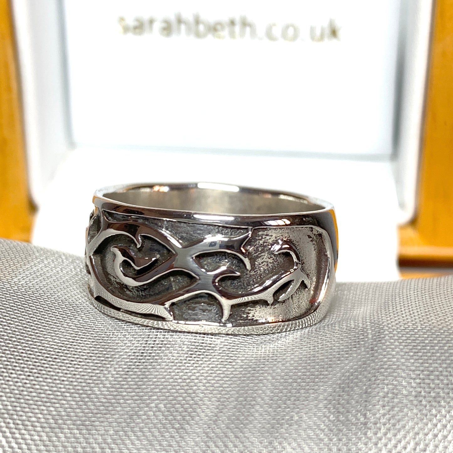 Men's Celtic ring sterling silver 9.5 mm