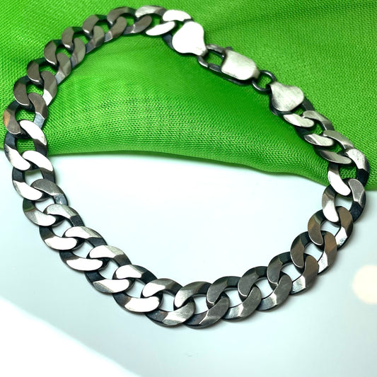 Men's heavy solid sterling silver 8.5 inch oxidised curb bracelet