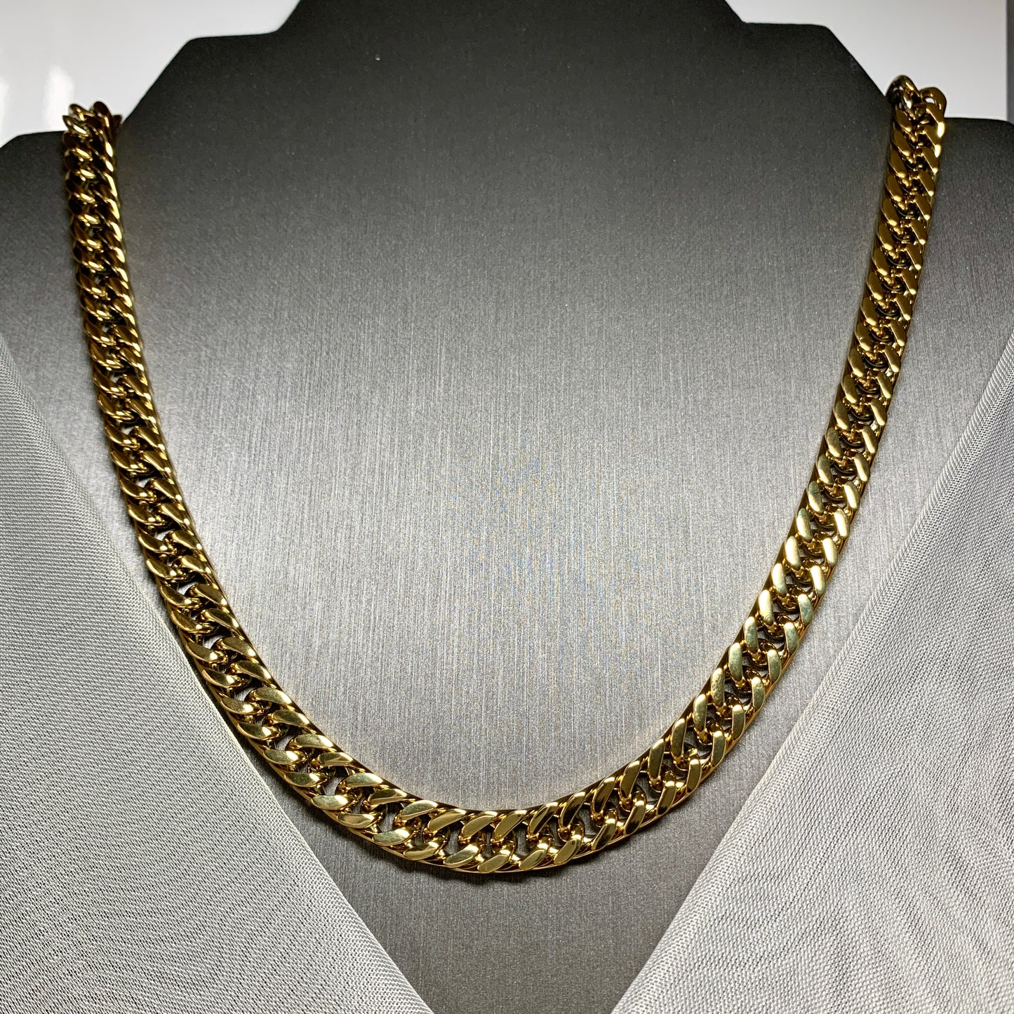 Men's necklace heavy gold plated 22 inch curb fancy curb chain