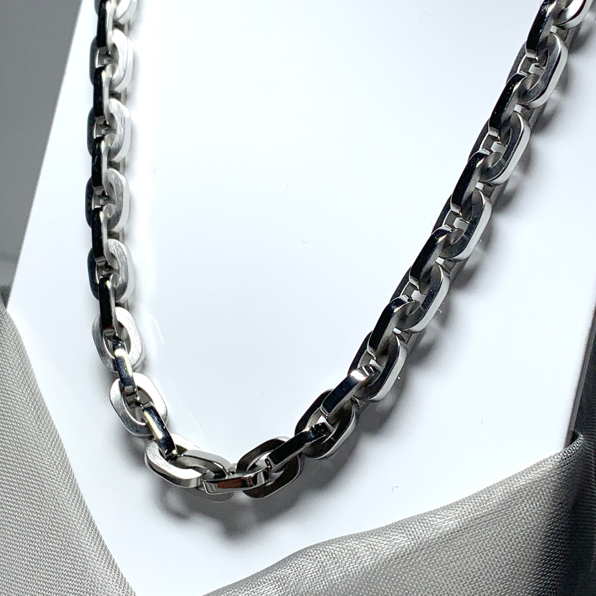 Men's necklace oval paper link chain link solid stainless steel heavyweight chain