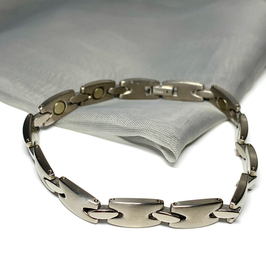Men's bracelet titanium fancy link fancy design