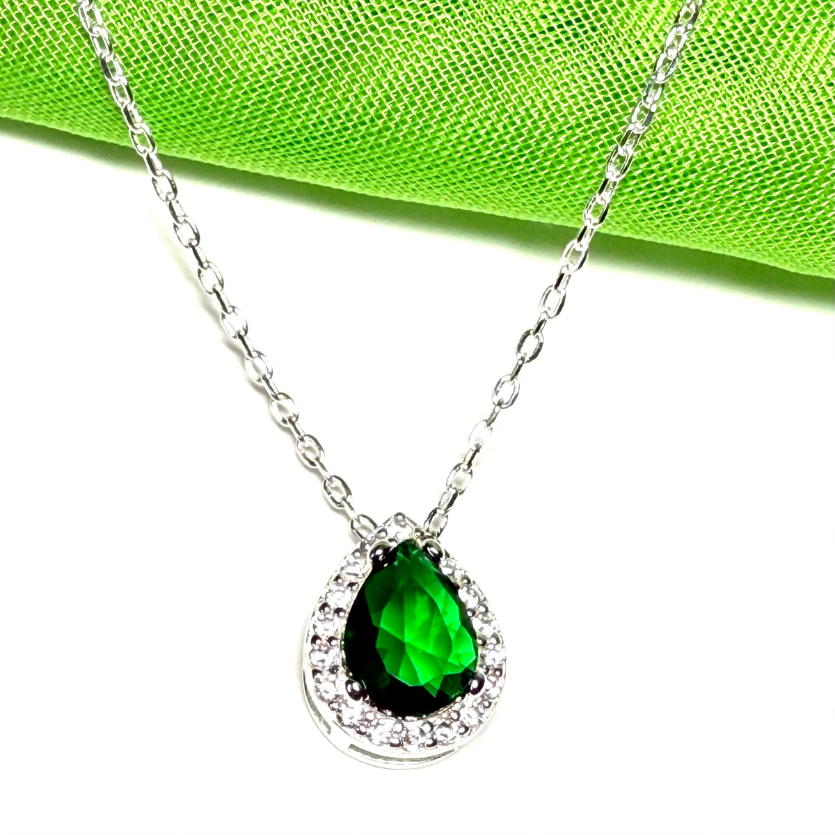Necklace bright green and white cubic zirconia teardrop cluster dress pear shaped cocktail pendant
