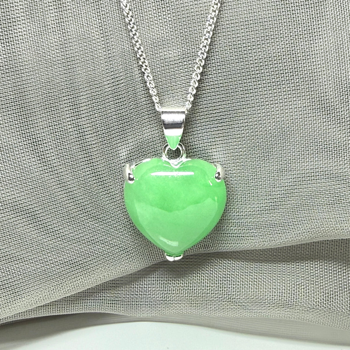 Necklace heart shape sterling silver real green jade stone pendant