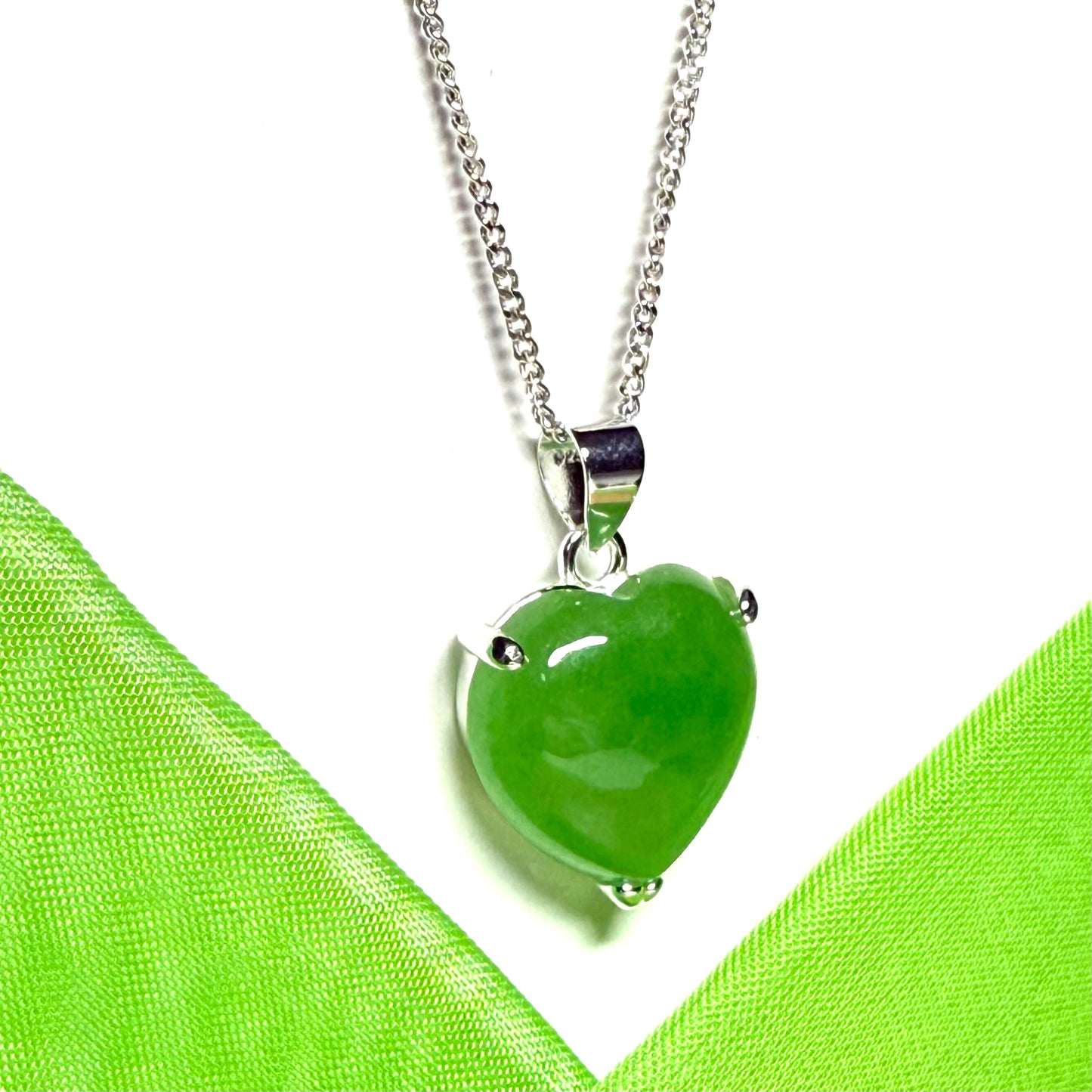Necklace heart shaped sterling silver pendant with a love heart real green jade stone with a solid chain