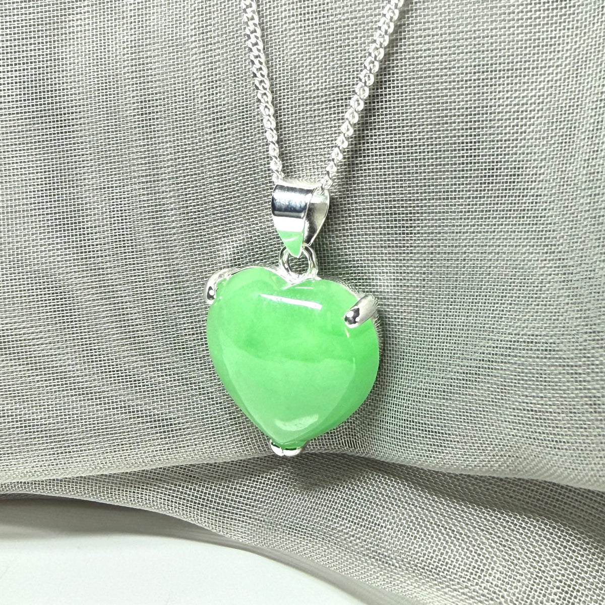 Necklace heart shape sterling silver real green jade stone pendant