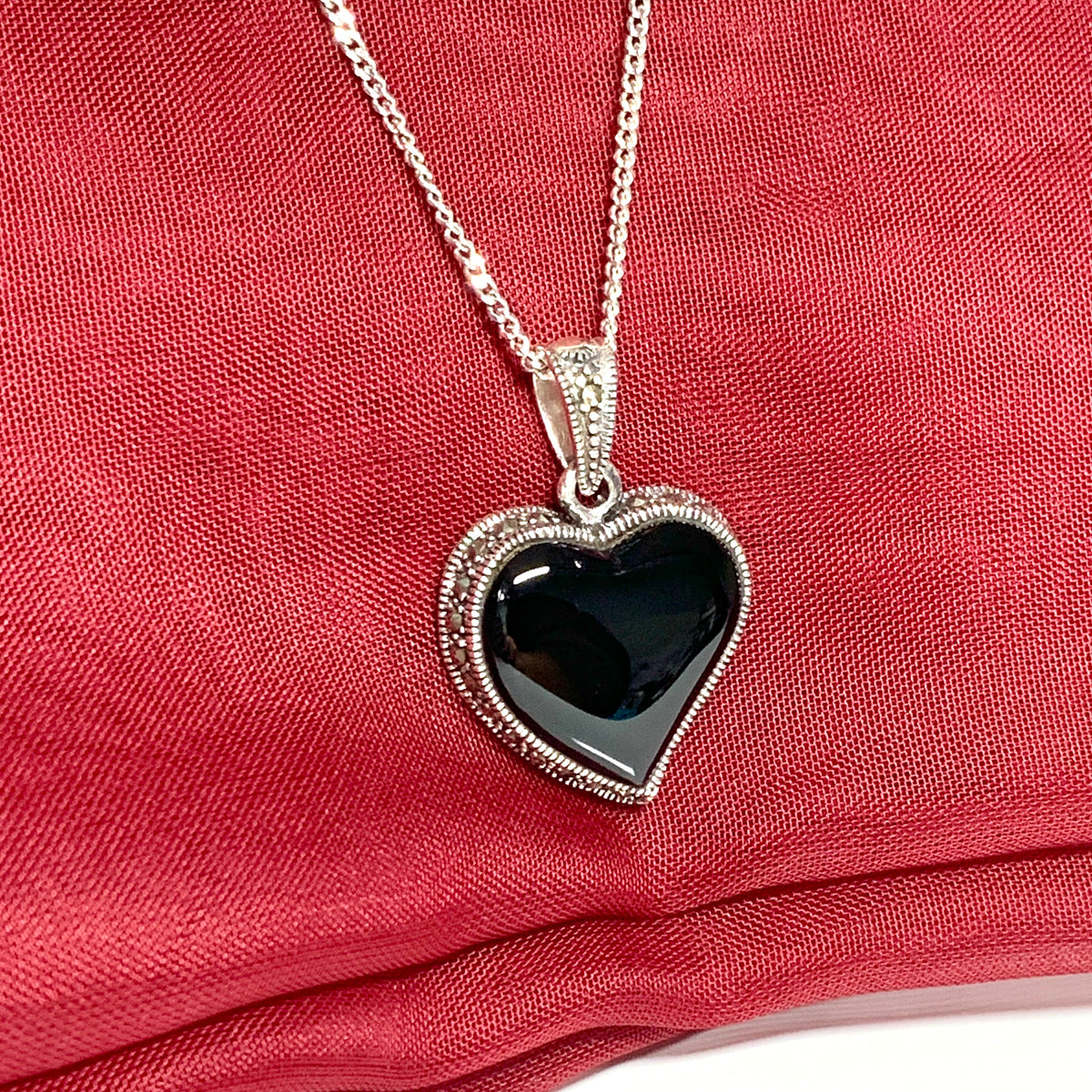 Necklace real black onyx and marcasite heart shaped pendant sterling silver
