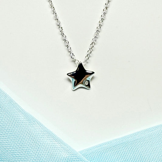 Necklace sterling silver star shaped and cubic zirconia pendant