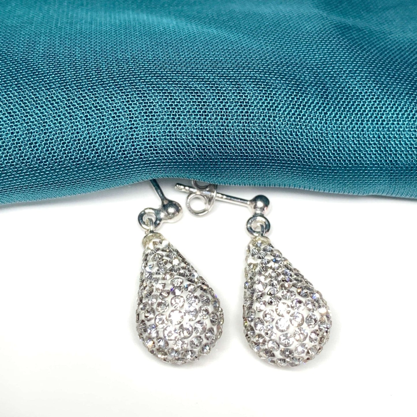 Not Tresor Paris white teardrop pear shaped drop earrings