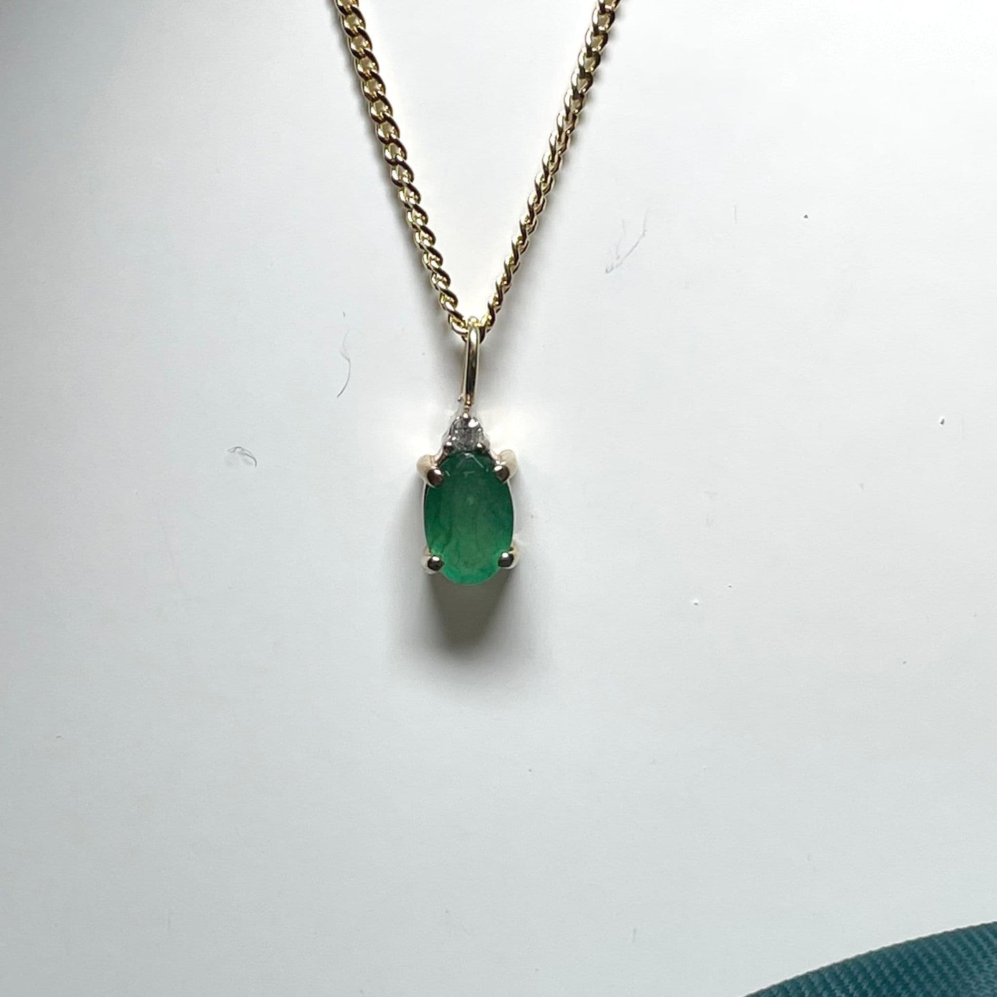 Oval Green Emerald And Diamond Yellow Gold Necklace Pendant