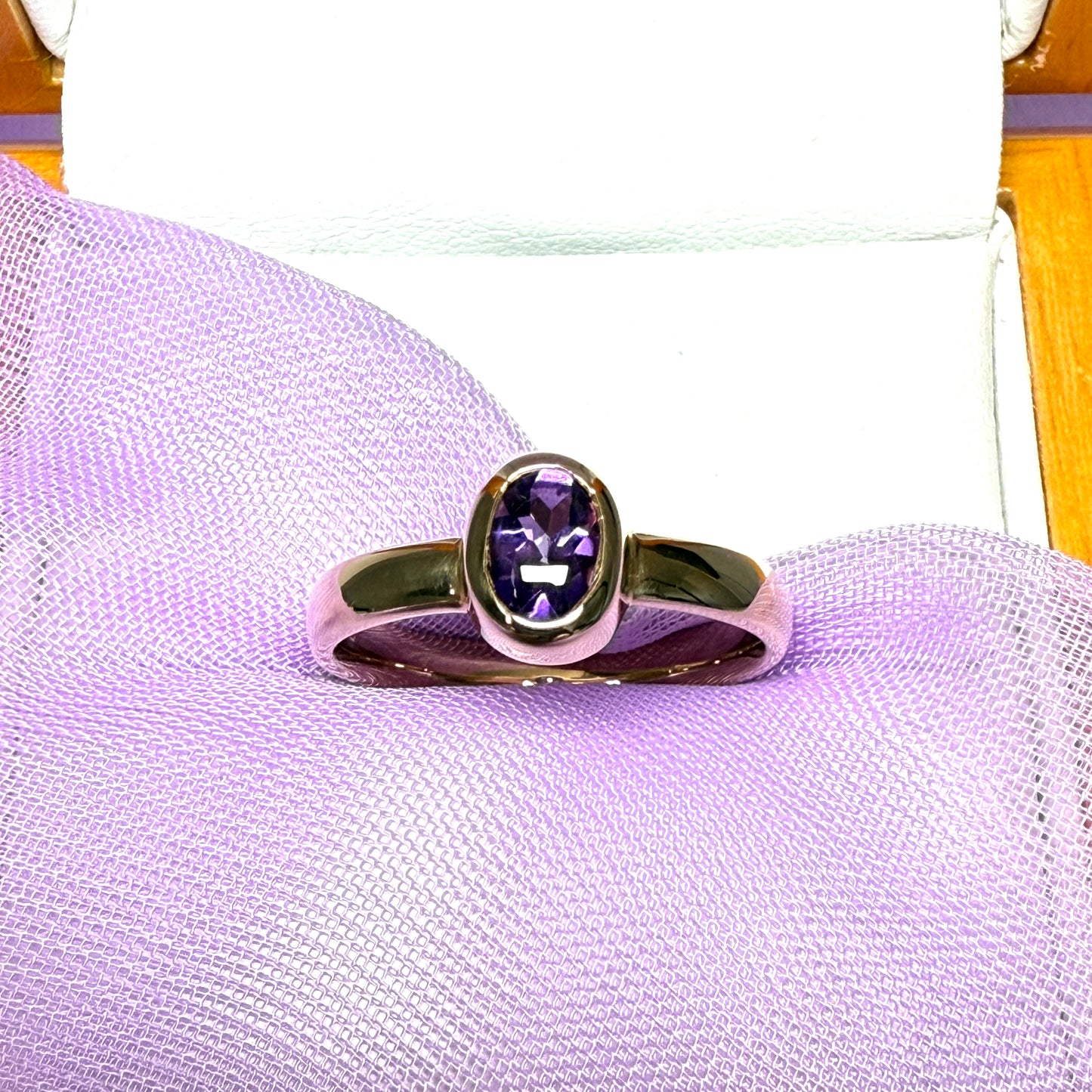 Oval shaped real amethyst dress ring yellow gold