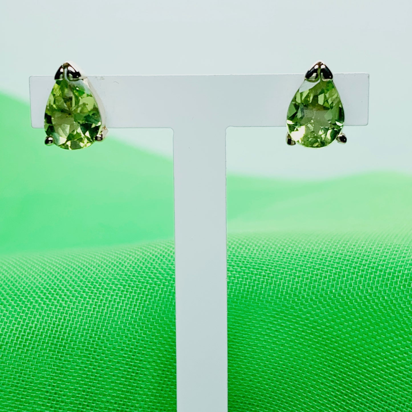 Pear Shaped Peridot Yellow Gold Stud Earrings