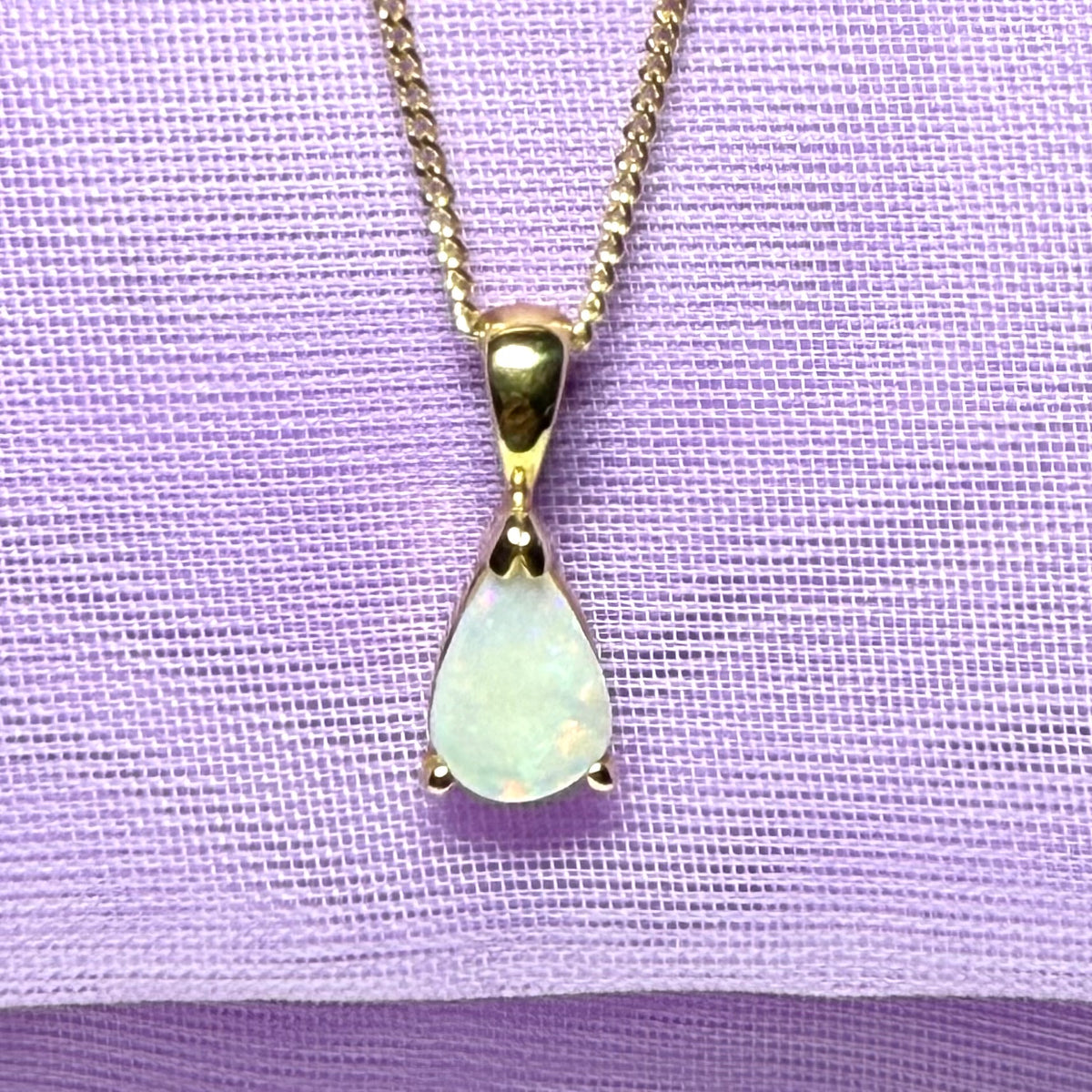 Pear shaped real opal yellow gold necklace