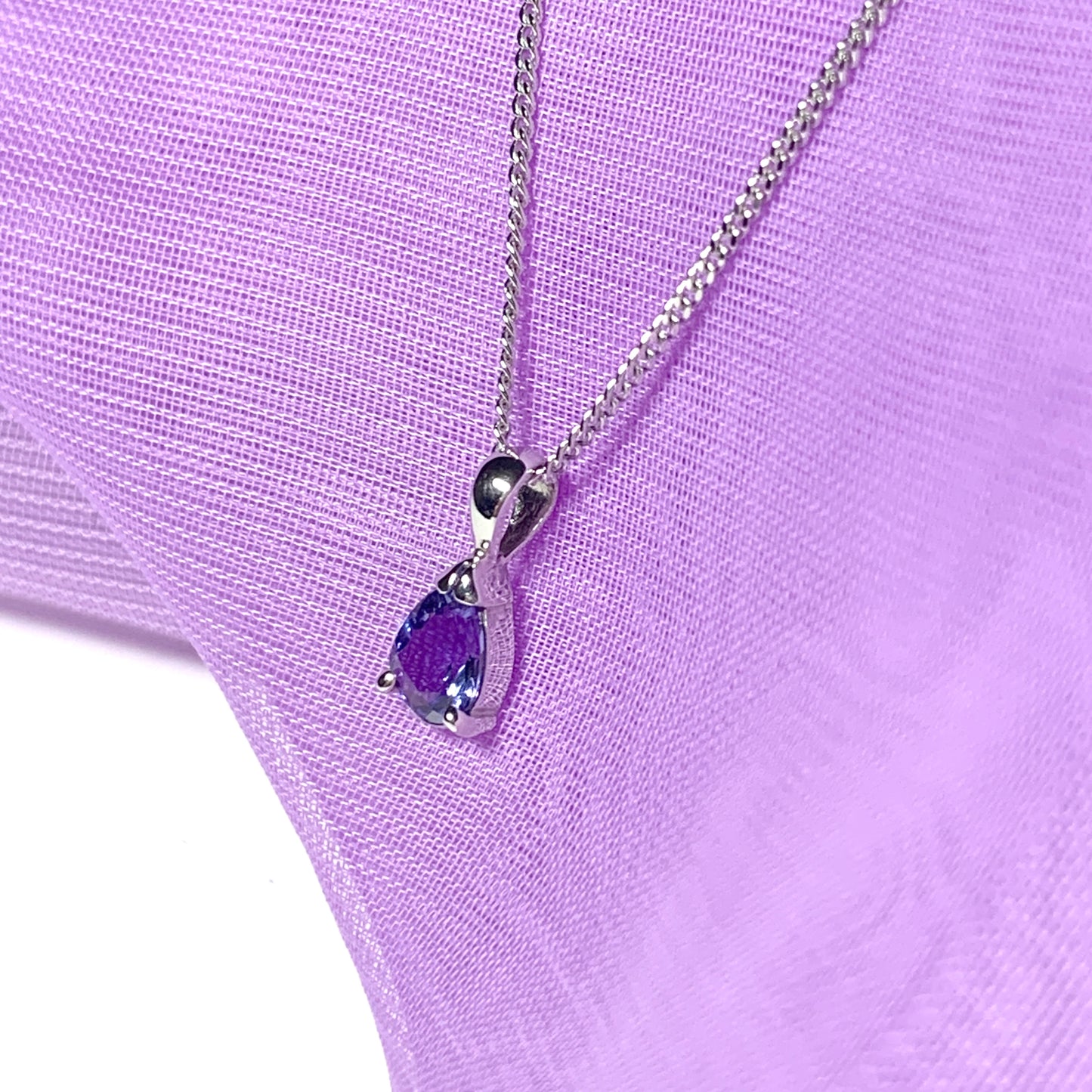 Pear shaped real tanzanite white gold necklace