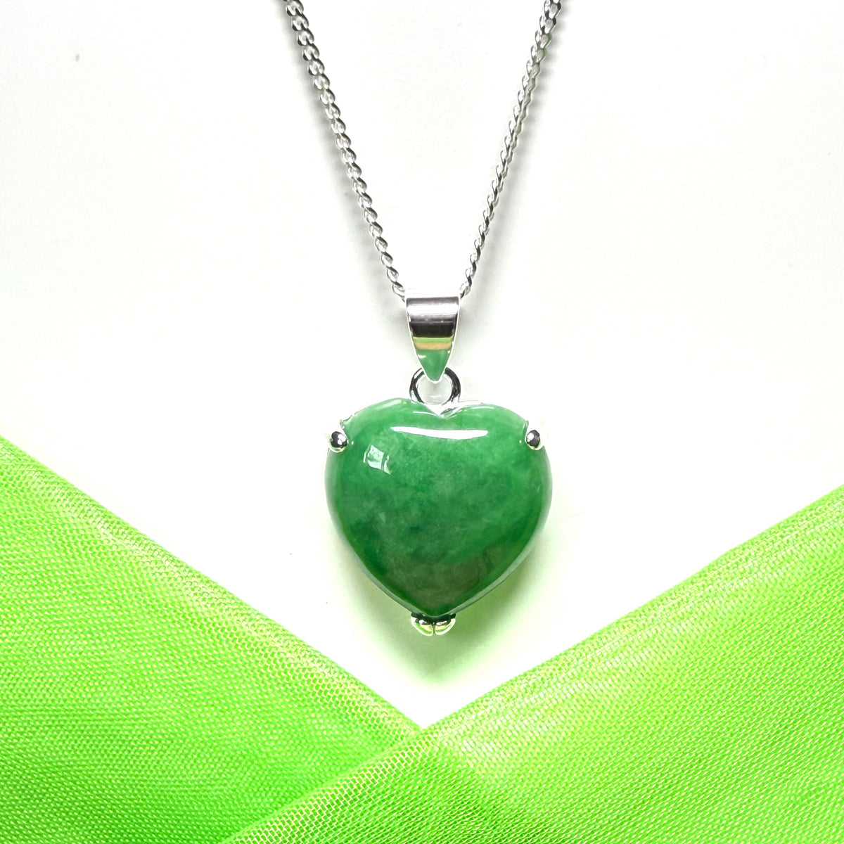 Pendant heart shape sterling silver real green jade stone necklace with a chain