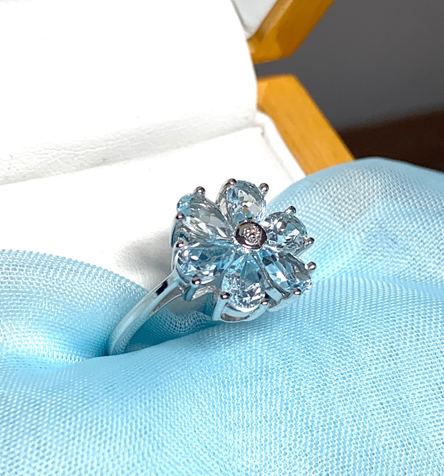 Real Blue topaz diamond round sterling silver daisy petal cluster ring