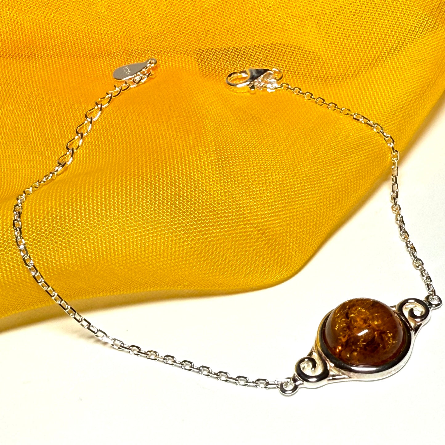 Real amber bracelet fancy round design