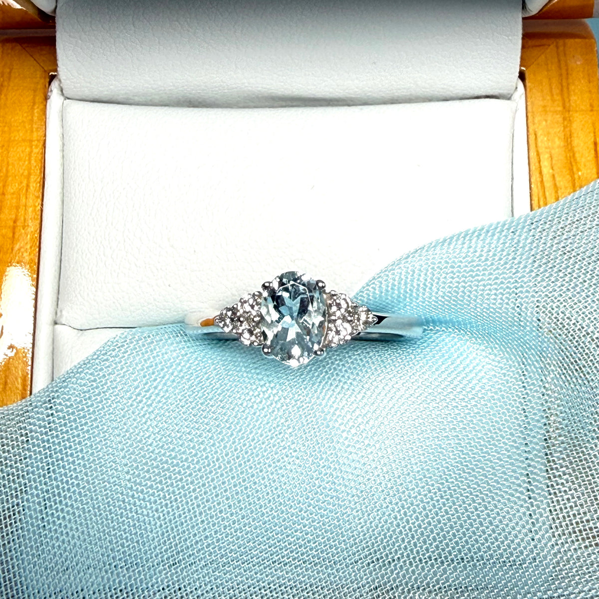 Real aquamarine ring and diamond white gold fancy dress
