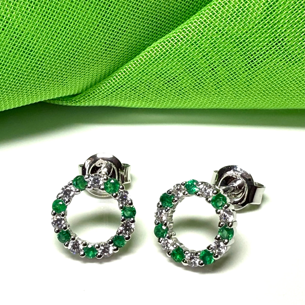 Real emerald Circle of Life round stud earrings