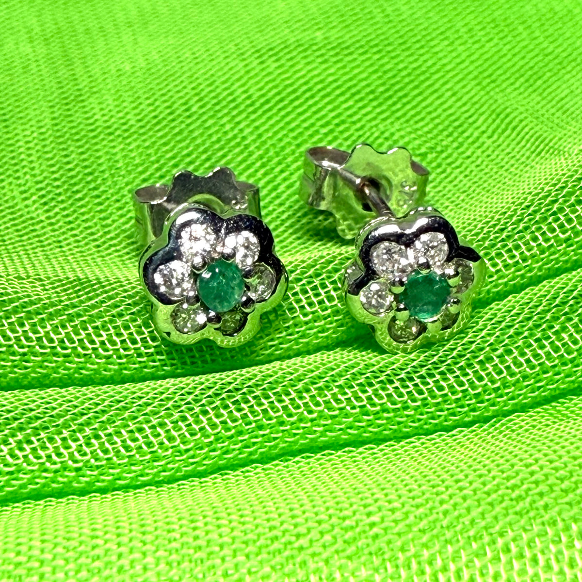 Real emerald and diamond stud earrings white gold round daisy cluster