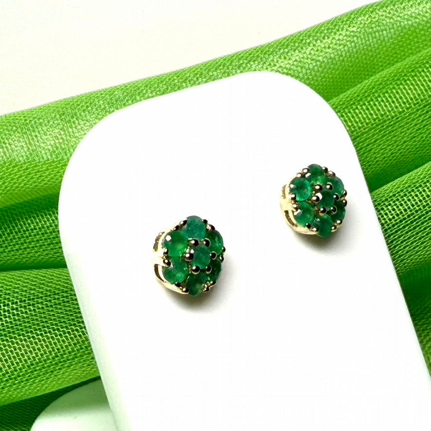 Real green emerald yellow gold round daisy cluster stud earrings