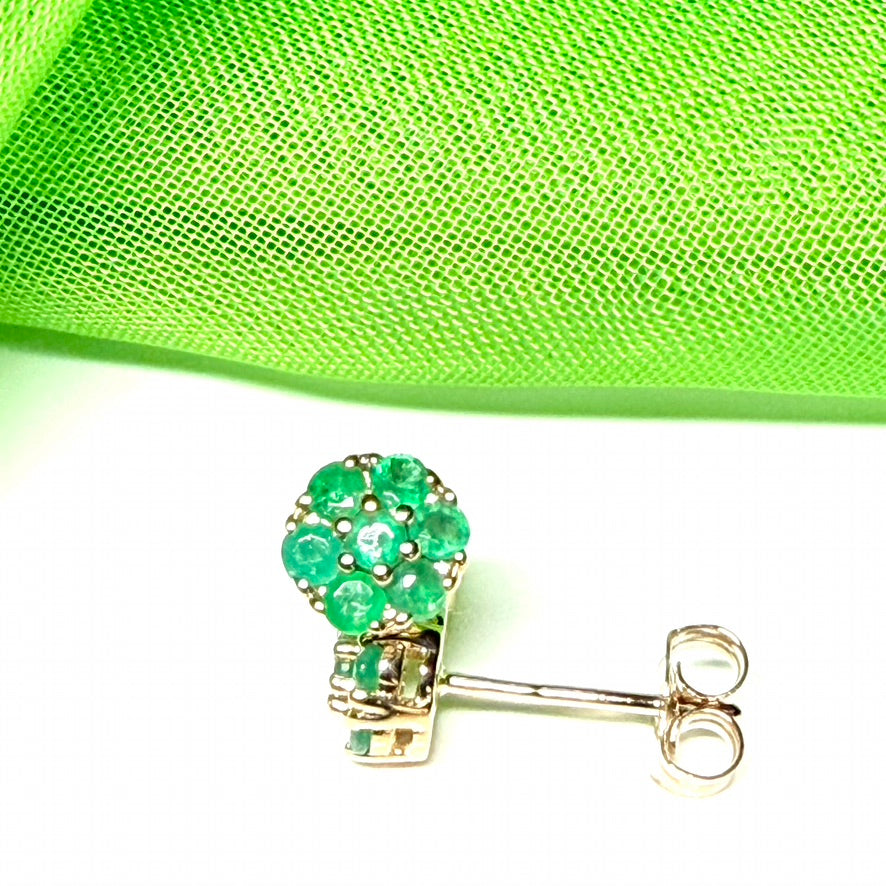 Real green emerald yellow gold round daisy cluster stud earrings