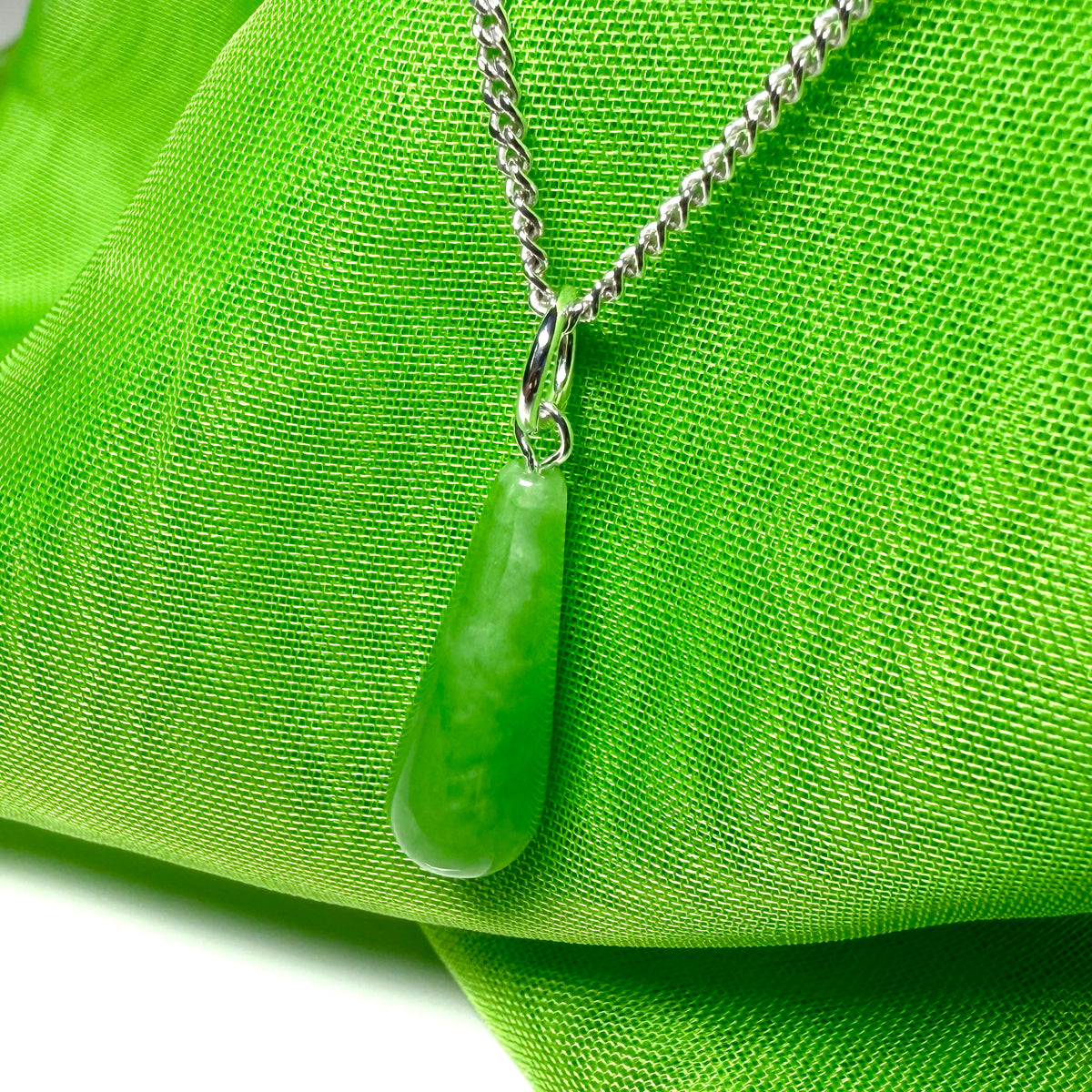 Real green jade jade tear drop necklace pendant sterling silver including chain