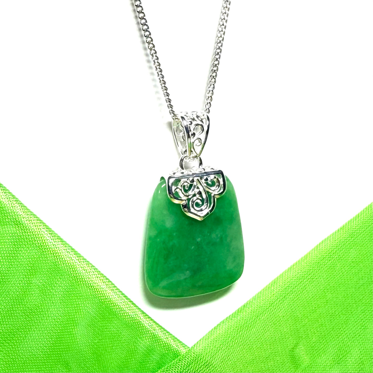 Real green jade necklace sterling silver large cushion shaped including a curb chain