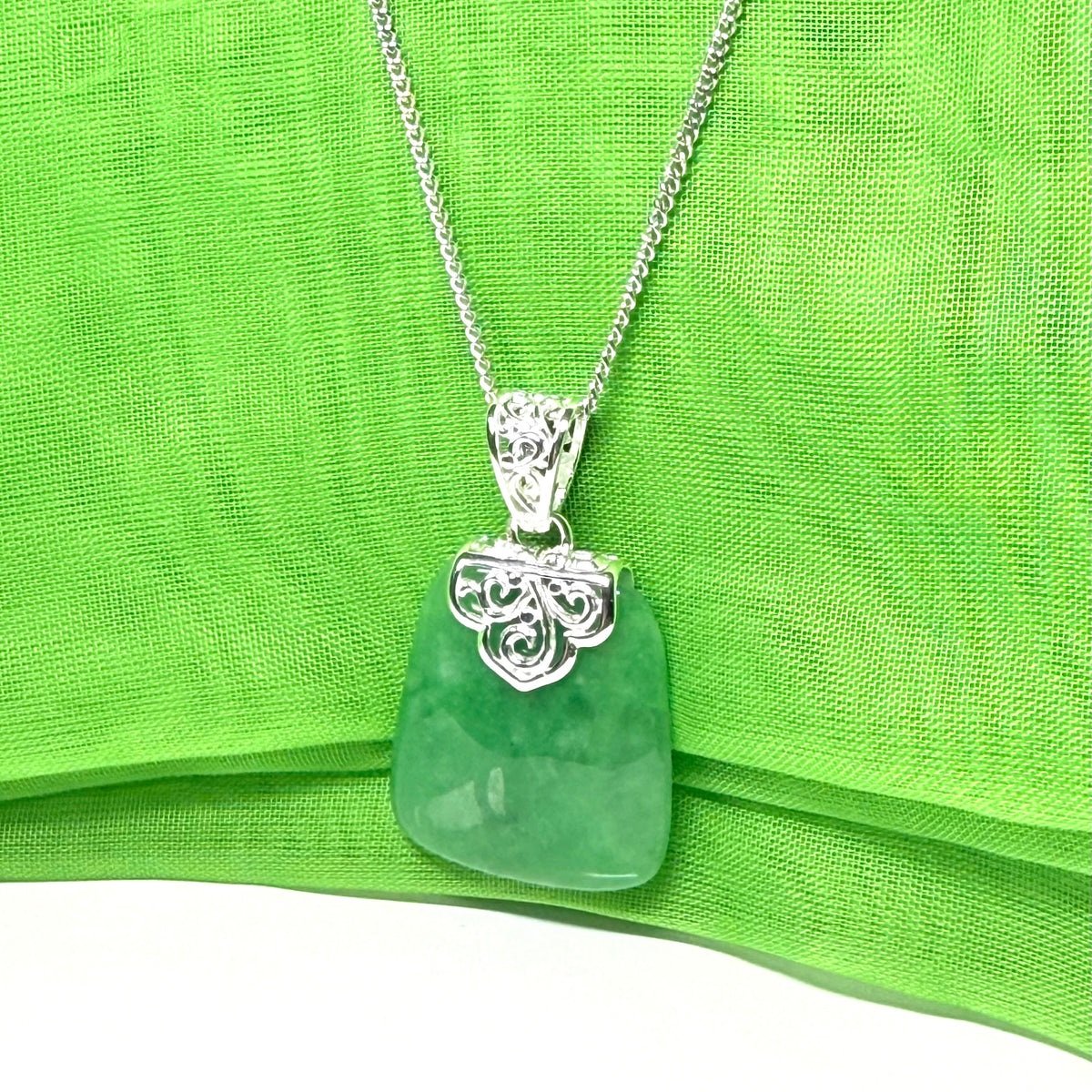 Real green jade necklace sterling silver large cushion shaped including a curb chain