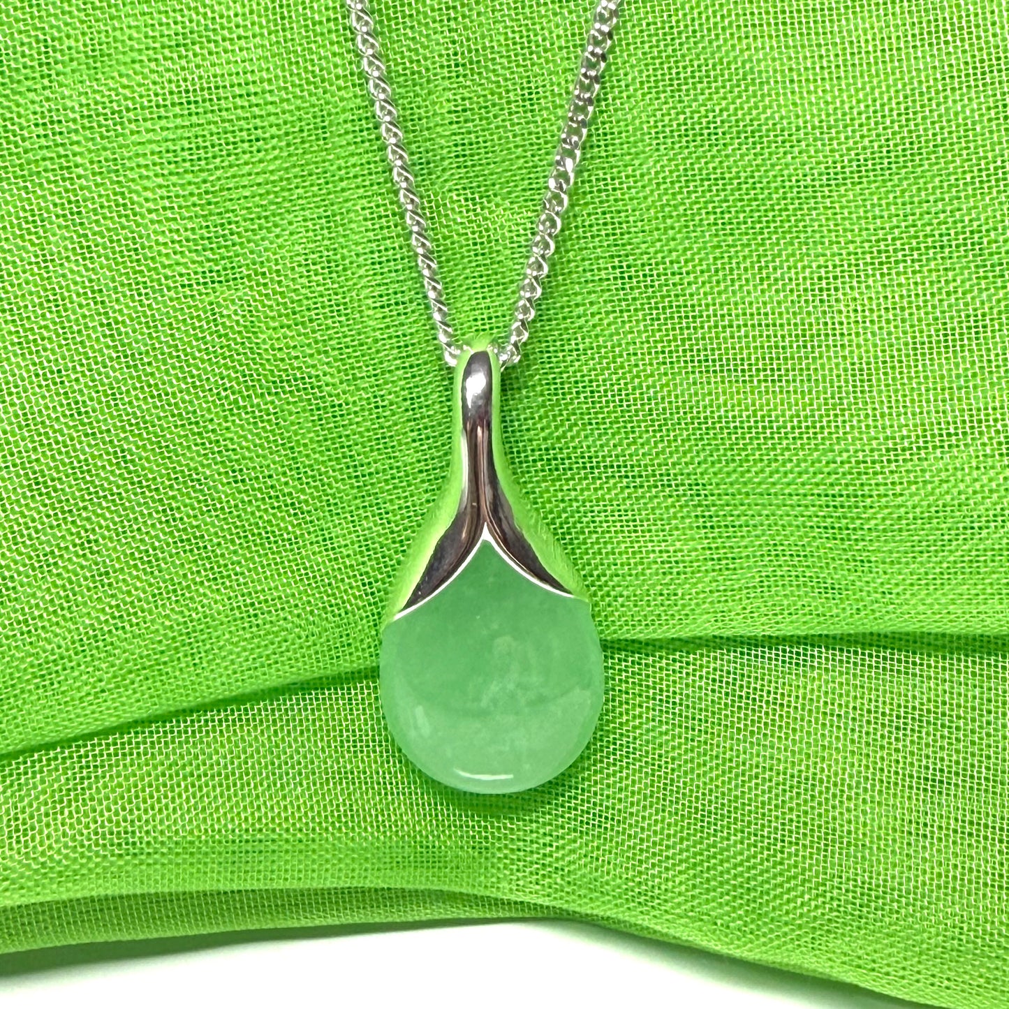 Real green jade pear shape or teardrop necklace pendant beautiful and stunning