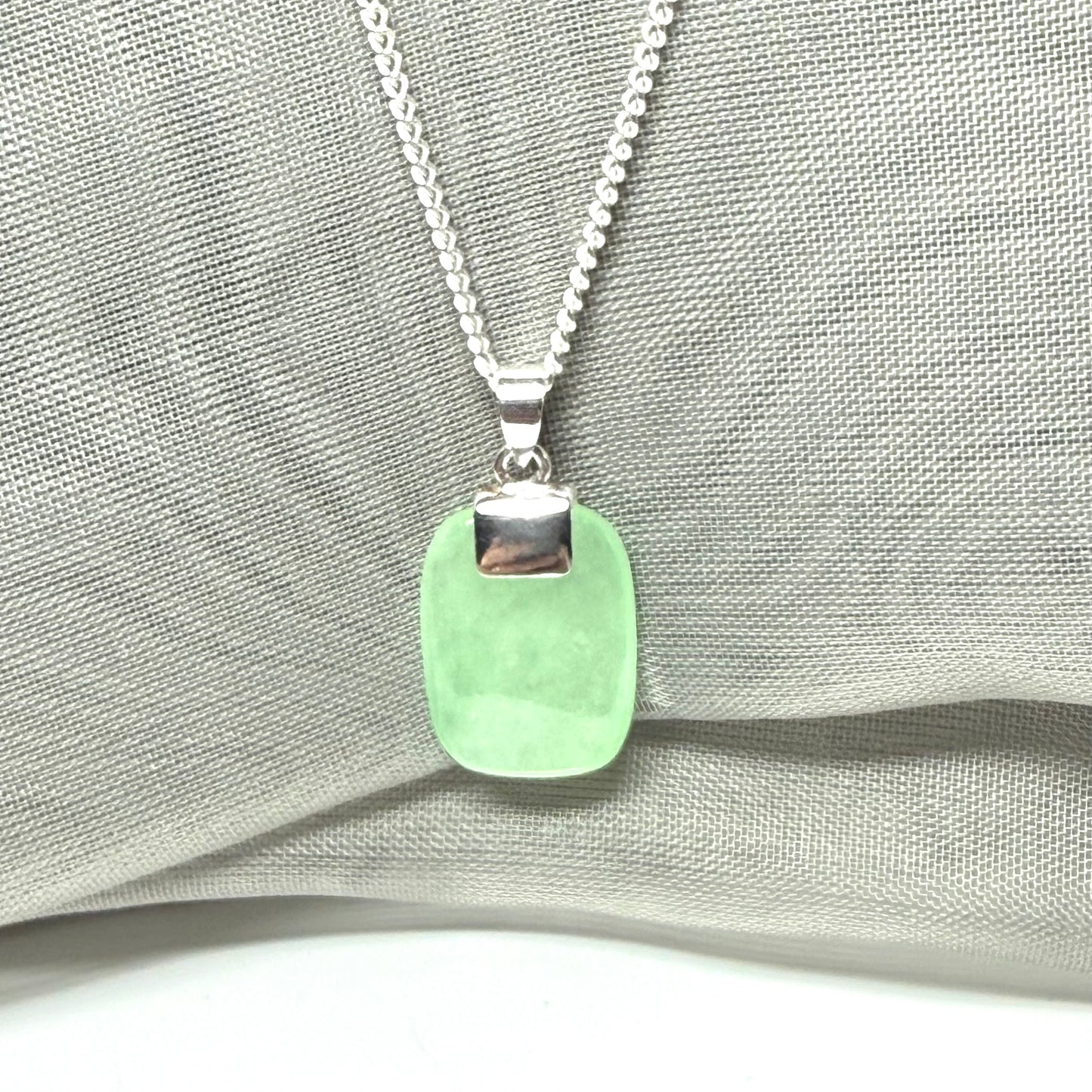 Real green jade pendant necklace cushion shaped silver, stunning gorgeous