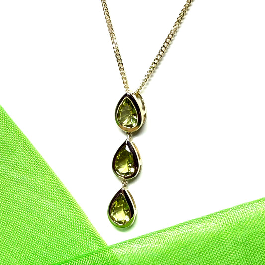 Real green peridot triple necklace pear shaped yellow gold teardrop pendant