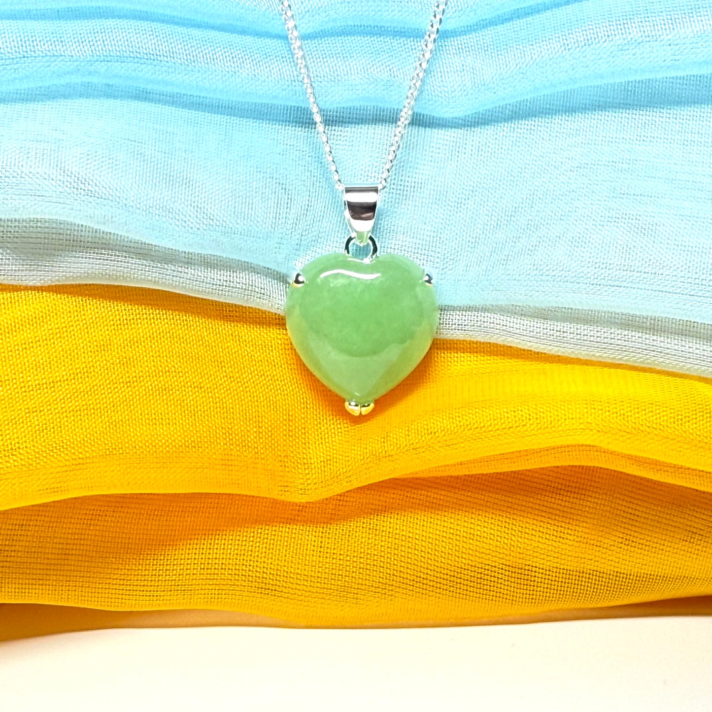 Real jade necklace heart shaped sterling silver love green coloured pendant
