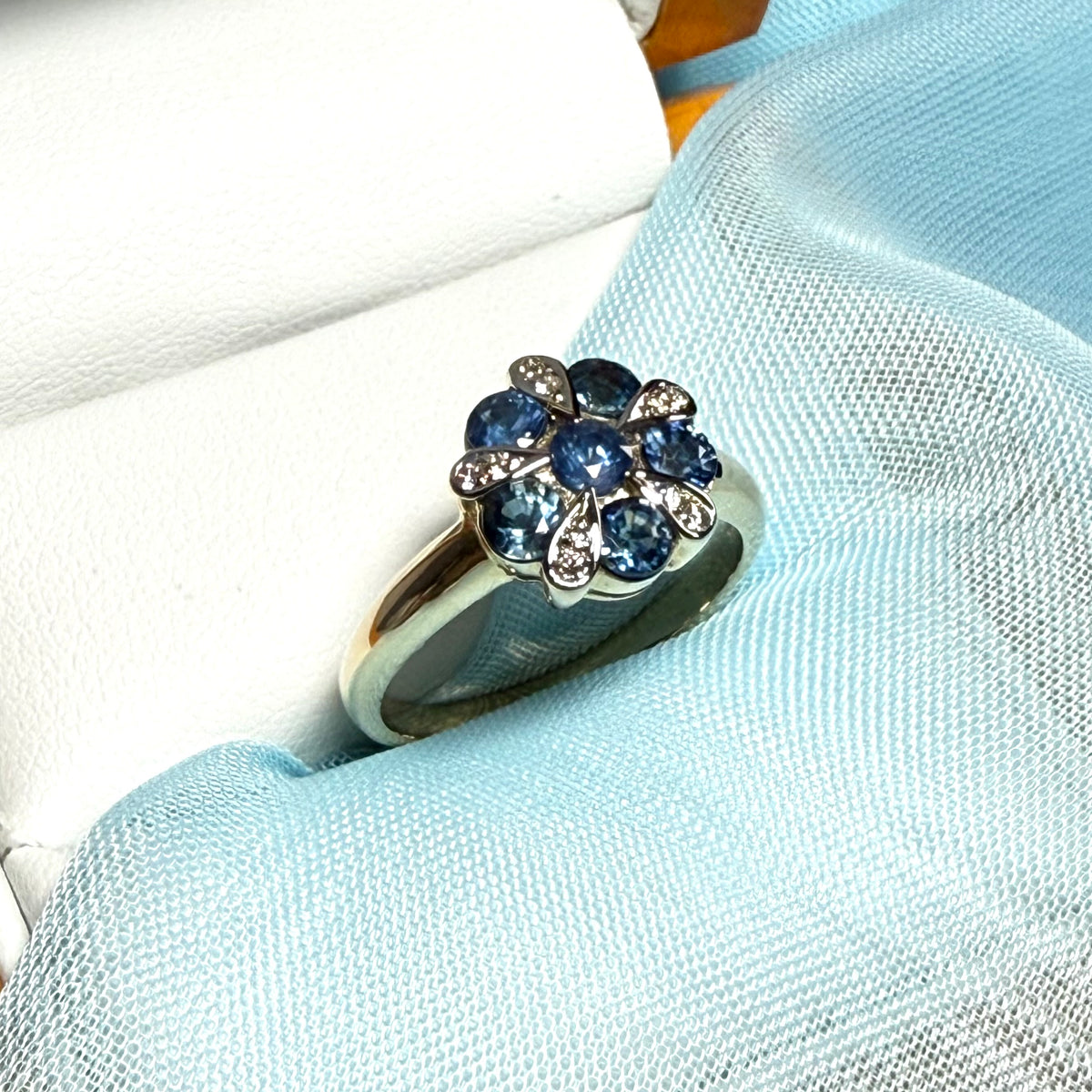 Real light blue sapphire and real diamond round cluster ring yellow gold