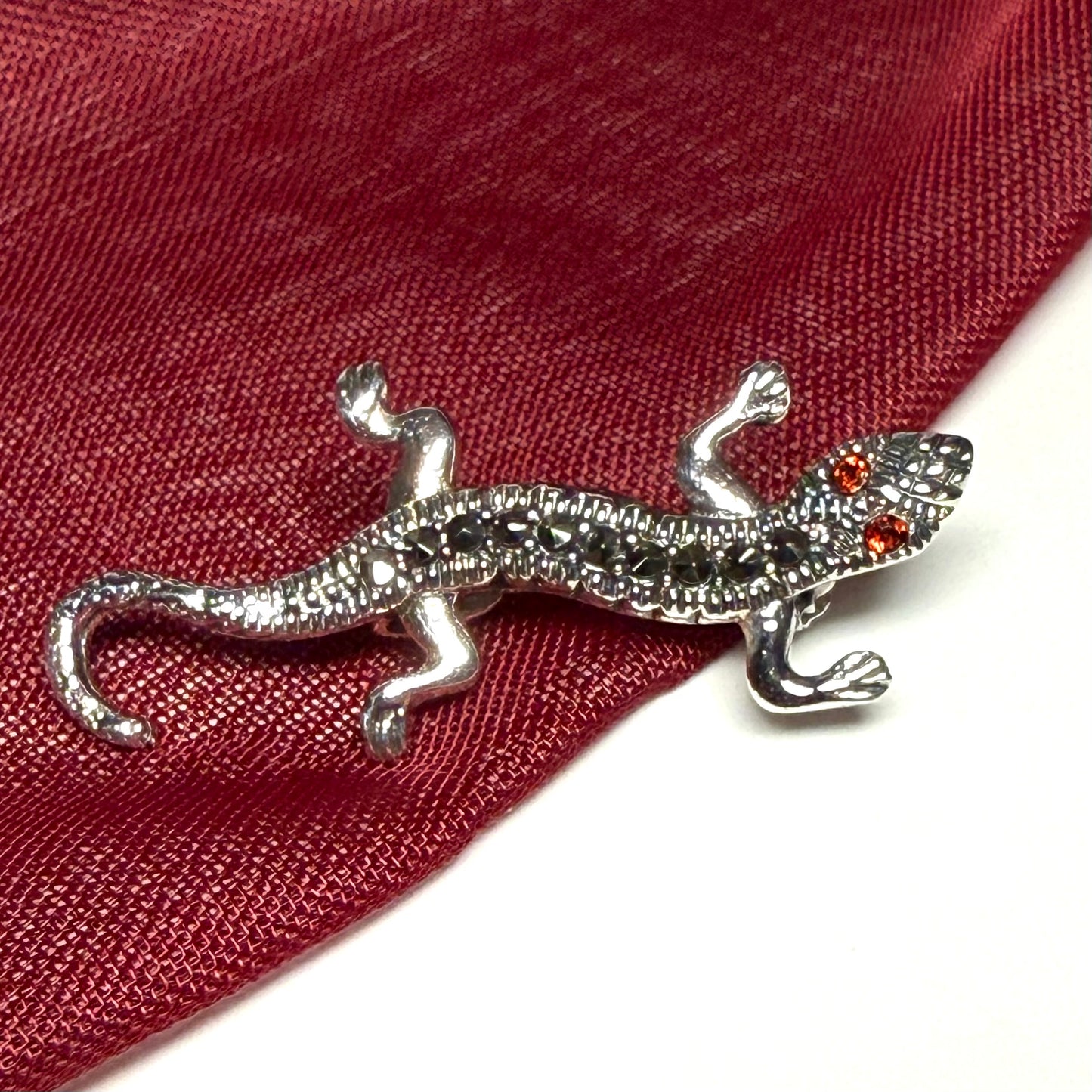 Sterling silver real marcasite gecko brooch with real garnet eyes