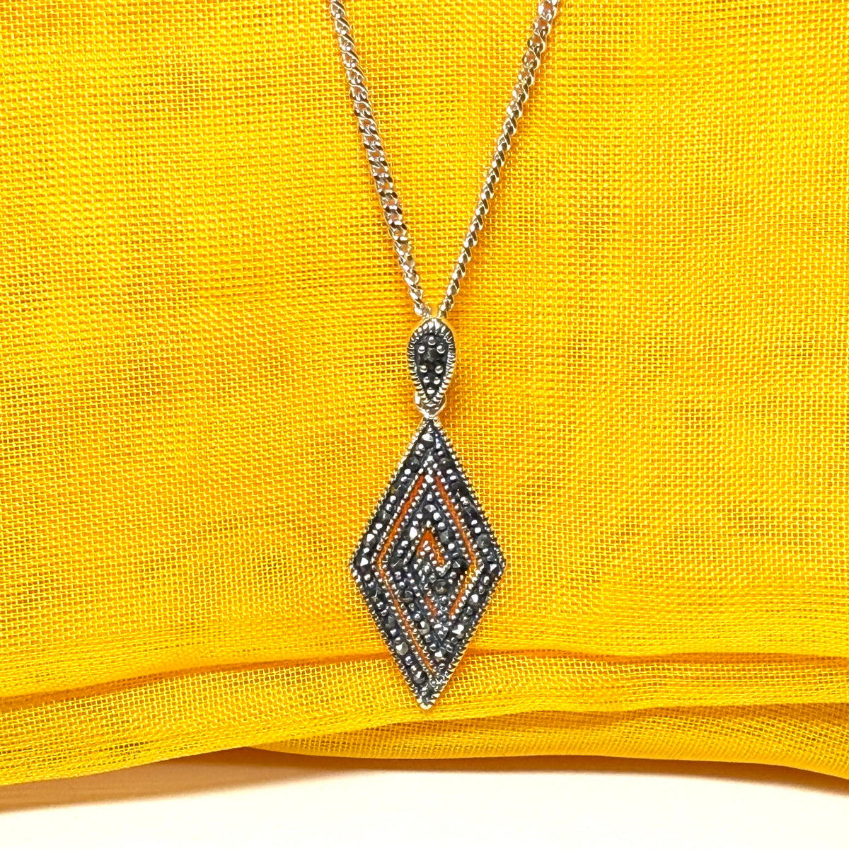 Real marcasite kite shaped necklace sterling silver pendant including a chain