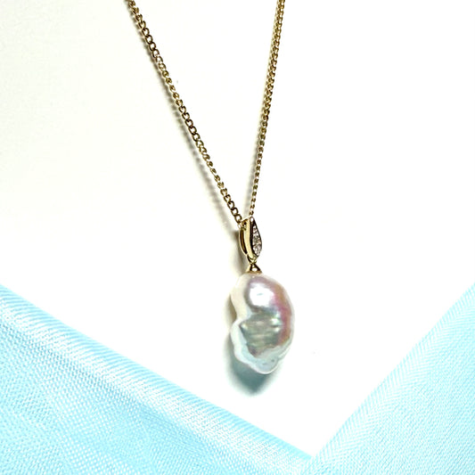 Real pearl and real diamond necklace freshwater cultured yellow gold drop pendant
