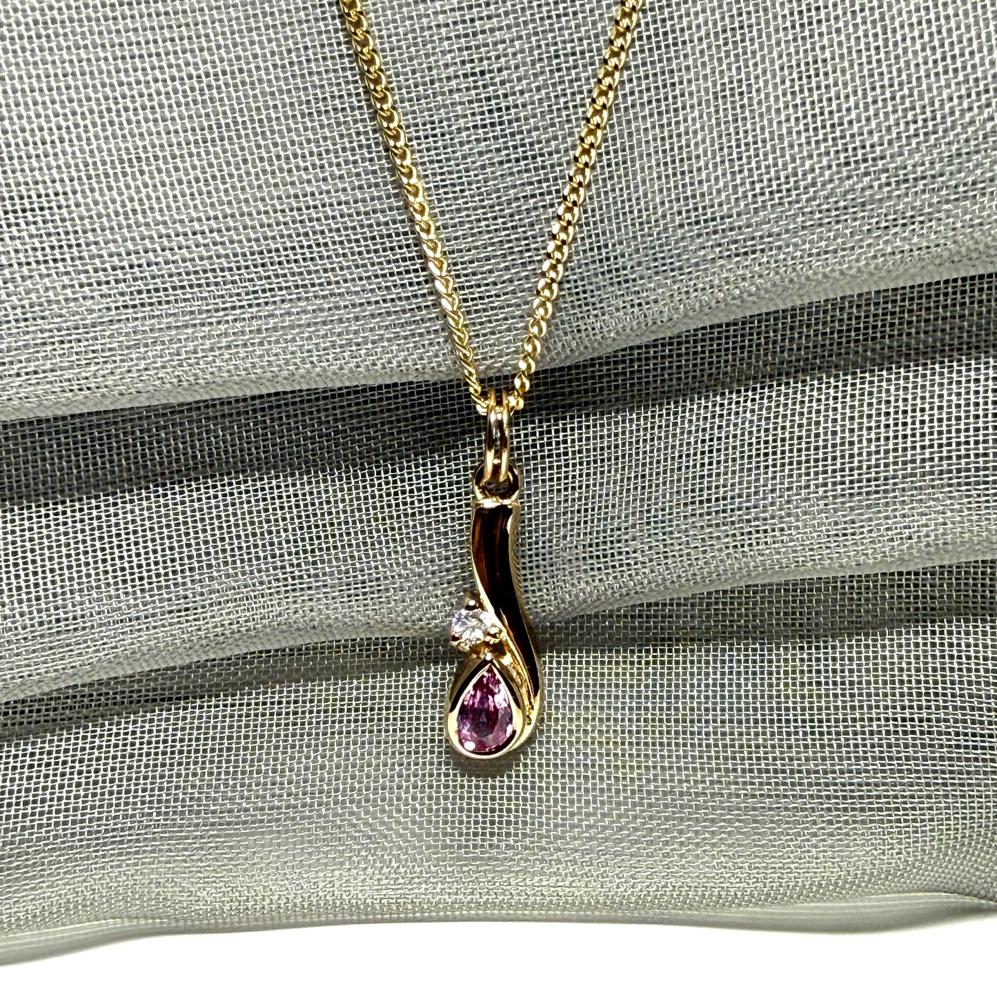 Real pink sapphire and diamond necklace yellow gold pendant with a chain included