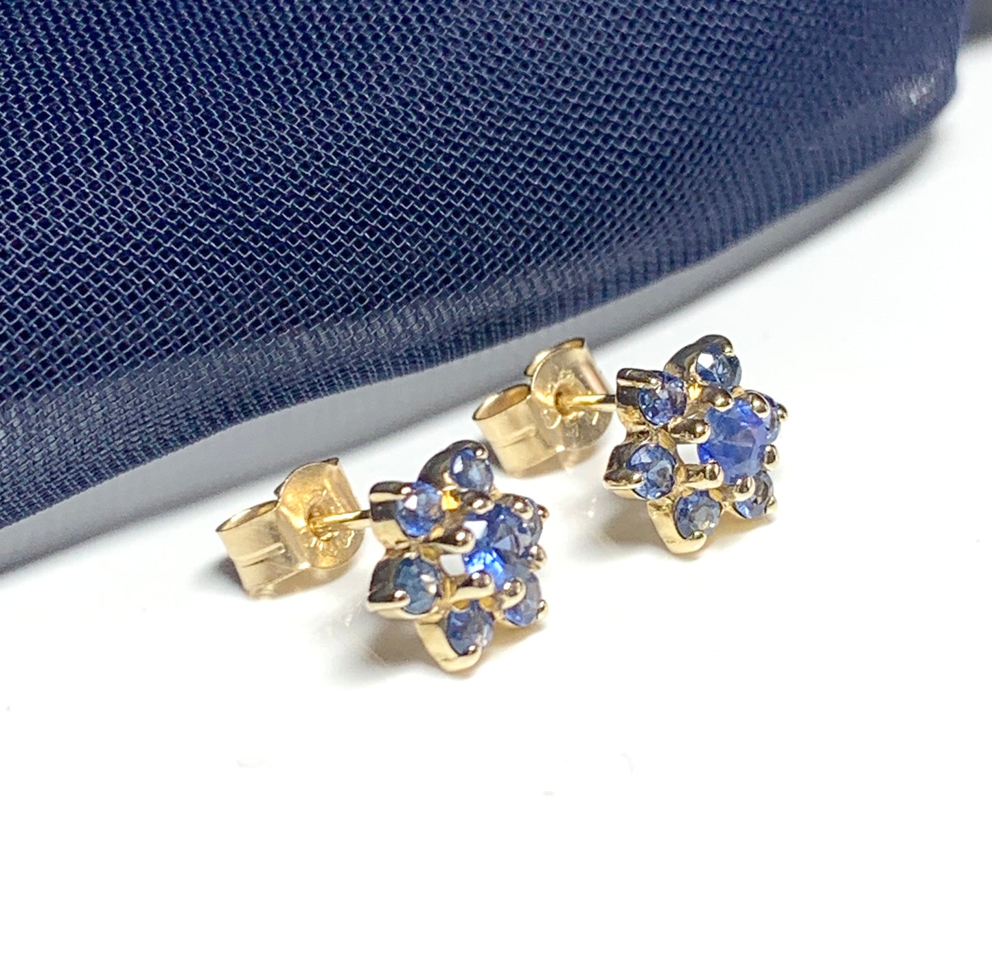 Real blue sapphire daisy cluster stud earrings yellow gold